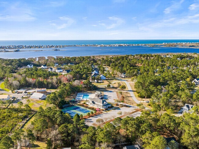 Building Photo - Mimosa Bay Beauty