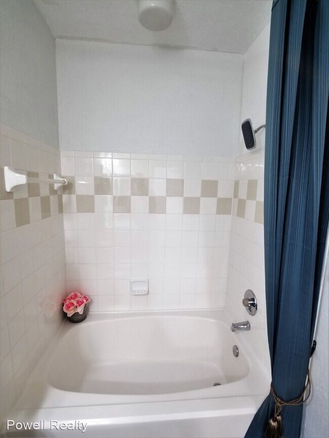 Building Photo - 1 br, 1 bath House - 9314 Crescent Loop Ci...