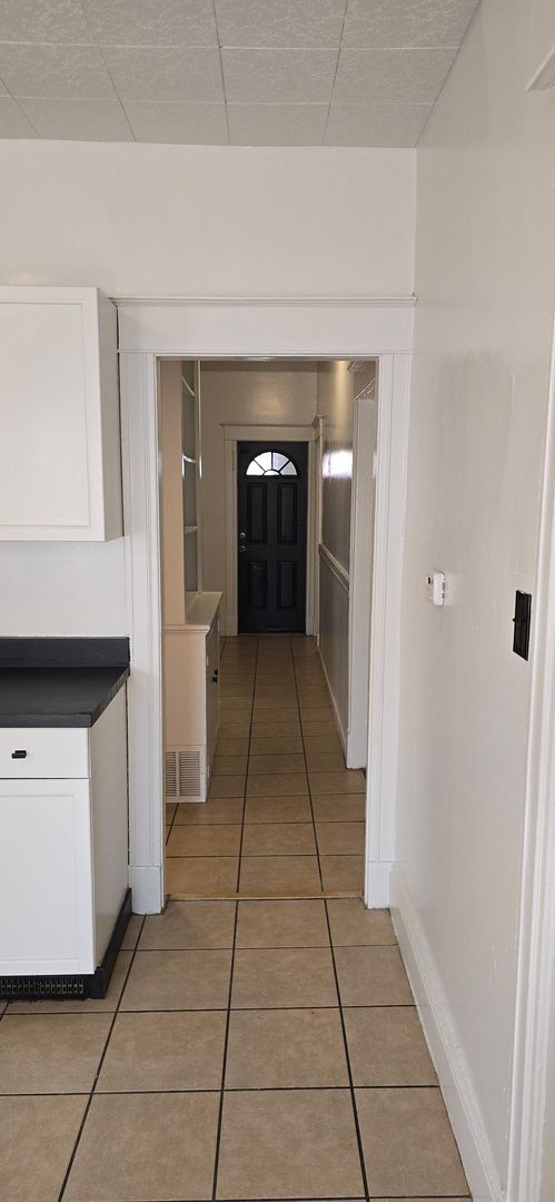 Building Photo - Large remodeled 4 bedroom with off street parking available**FREE MONTH OF RENT TO ANYONE WHO SIG...