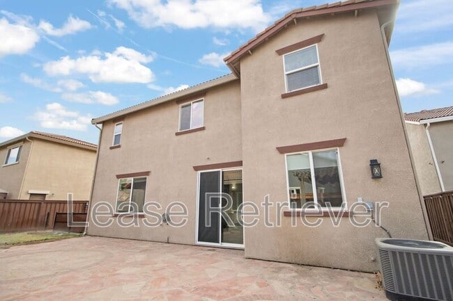 Building Photo - 16092 Old Glory Ct
