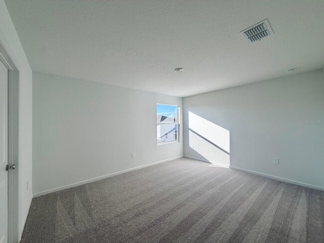 Building Photo - 2134 Chris Dr
