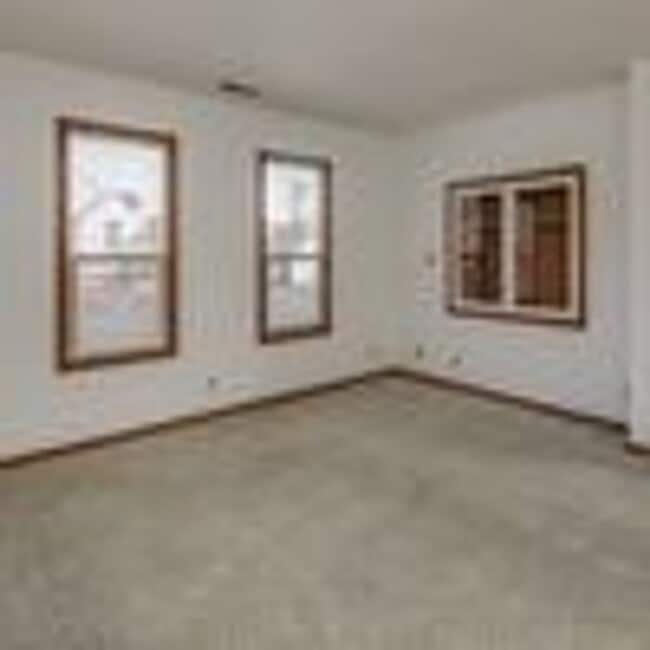 Building Photo - 2420/2422 E Street