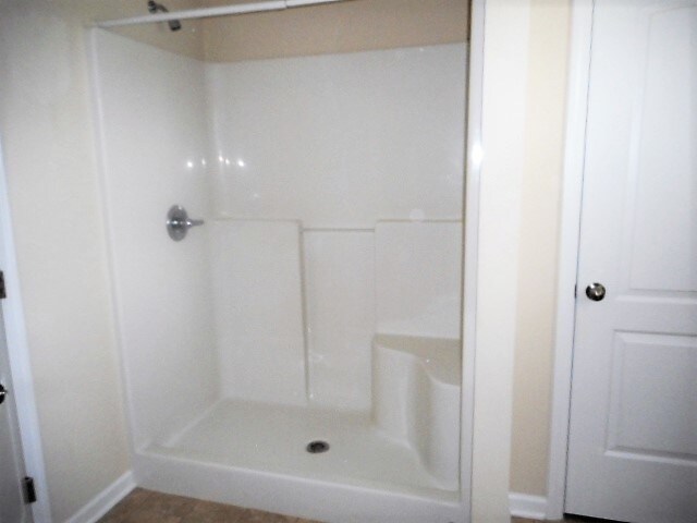 Building Photo - 102 Graphite Dr