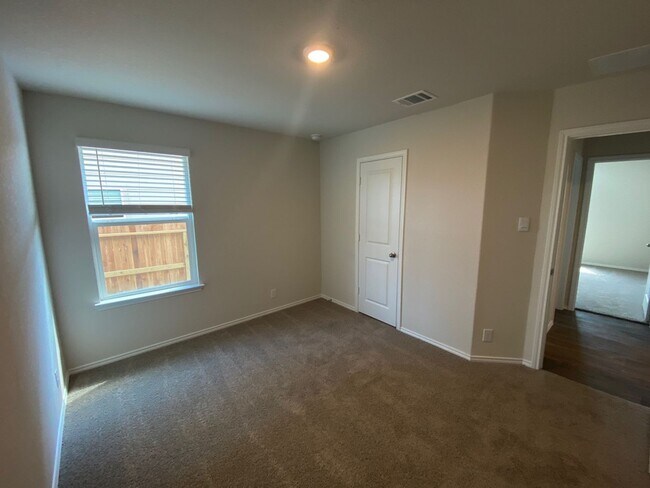 Building Photo - 2023-BUILT ONE STORY, 3 BEDROOM, 2 BATH