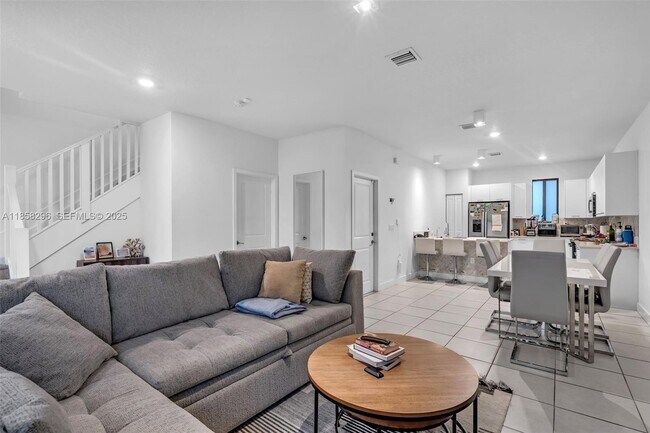 Building Photo - 4450 NW 83rd Pkwy