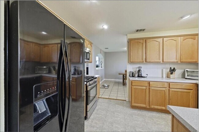 Building Photo - 15305 Mimebark Way