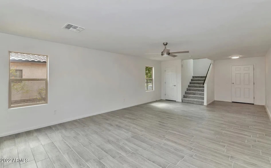 Building Photo - 9208 W Coolidge St