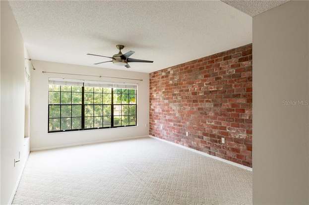 Building Photo - 2450 Heron Terrace