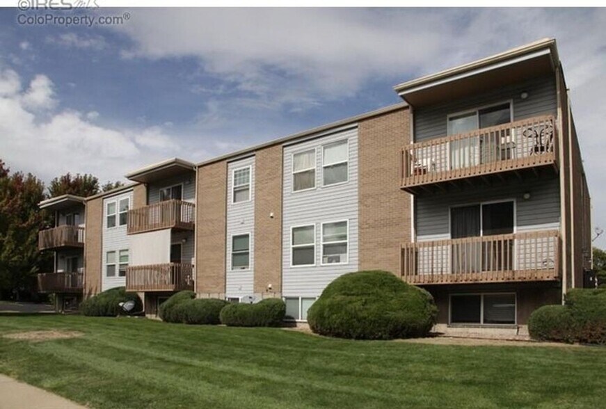 Building Photo - 1608 Cottonwood Dr