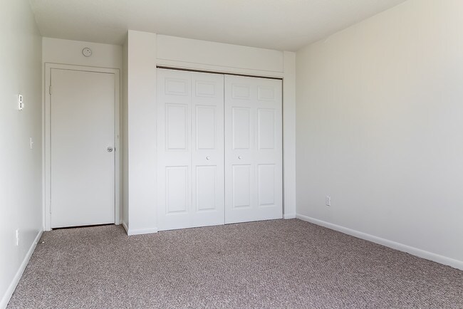Building Photo - 1st Month Free!