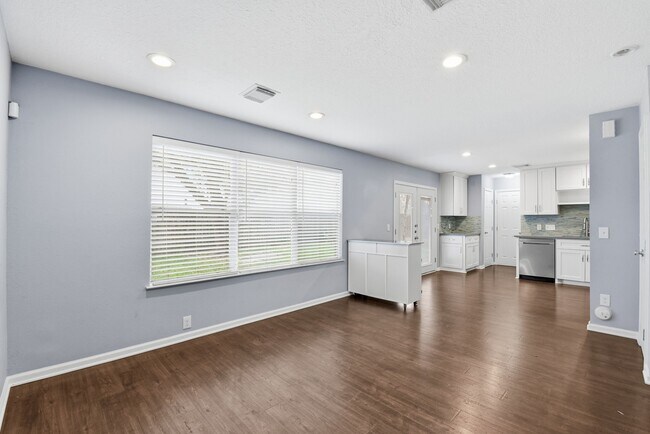 Building Photo - 19706 Bluff Canyon Way