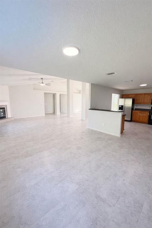 Building Photo - 31 Russkin Ln