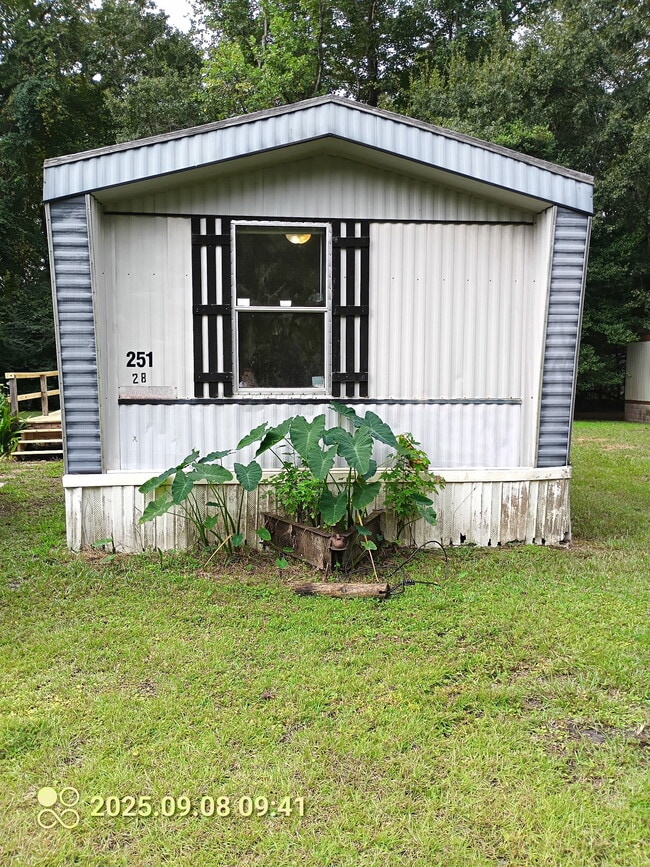 Primary Photo - 251 Walnut Branch Dr