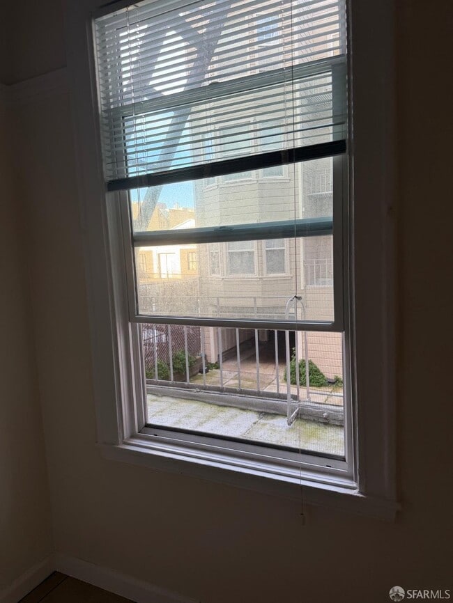 Building Photo - 2345 Post St