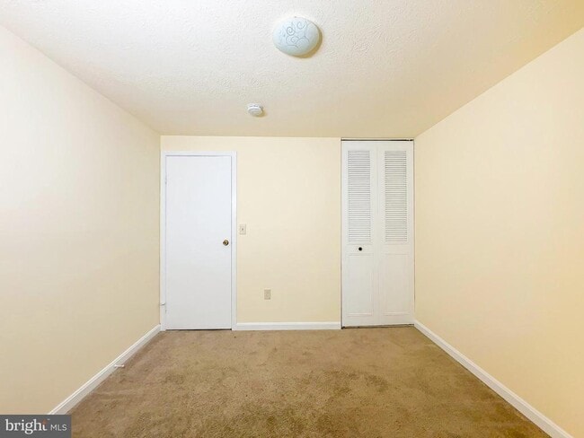 Building Photo - 673 Quail Dr