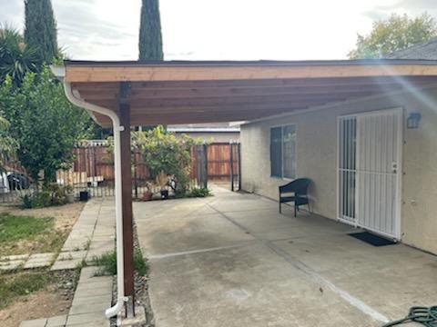 Building Photo - West Stockton Cozy Single Story 2 Bedroom ...