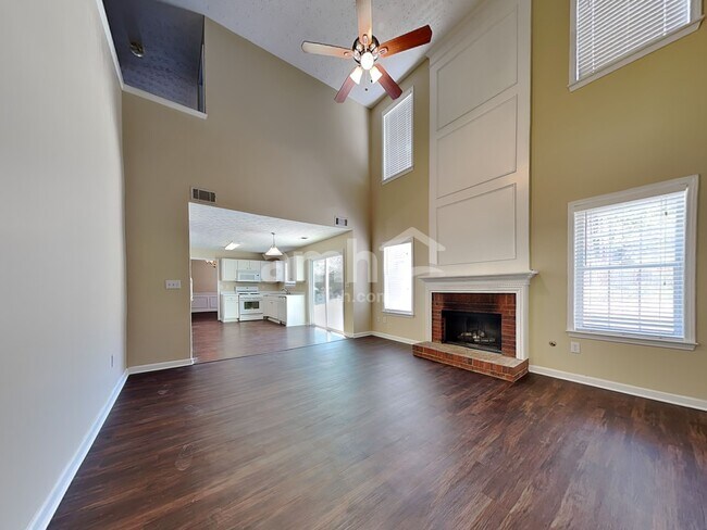 Building Photo - 5296 Under Way