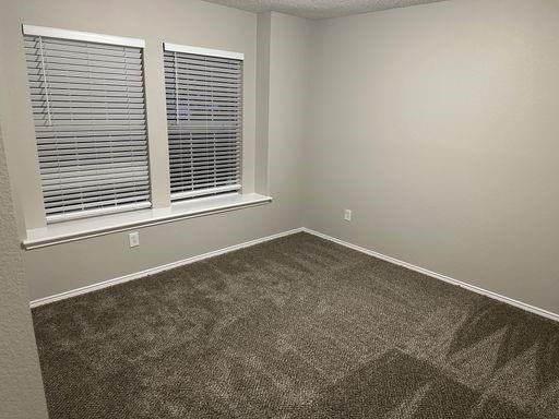 Building Photo - 9328 Goldenview Dr