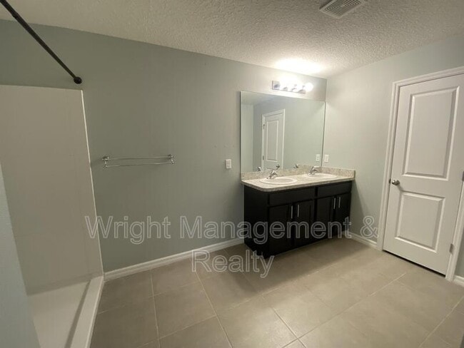 Building Photo - 8143 59th Way