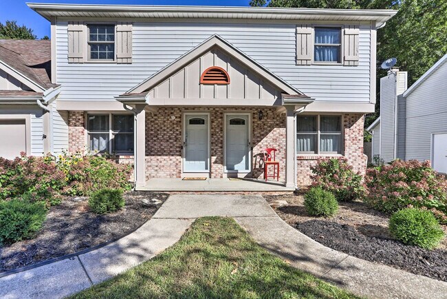 Building Photo - 6834 Woodmeadow Dr