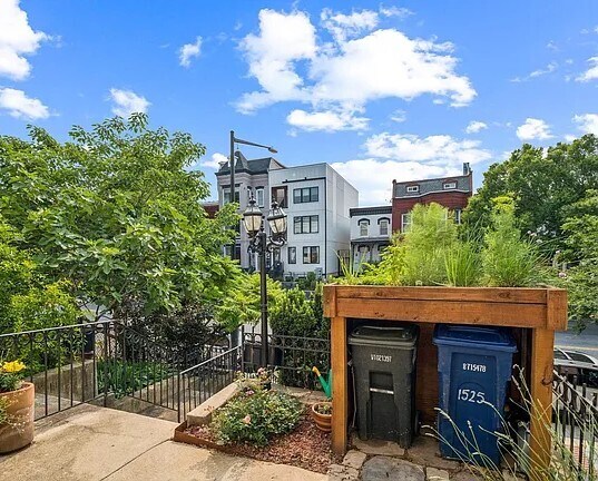 Building Photo - 1525 6th St NW