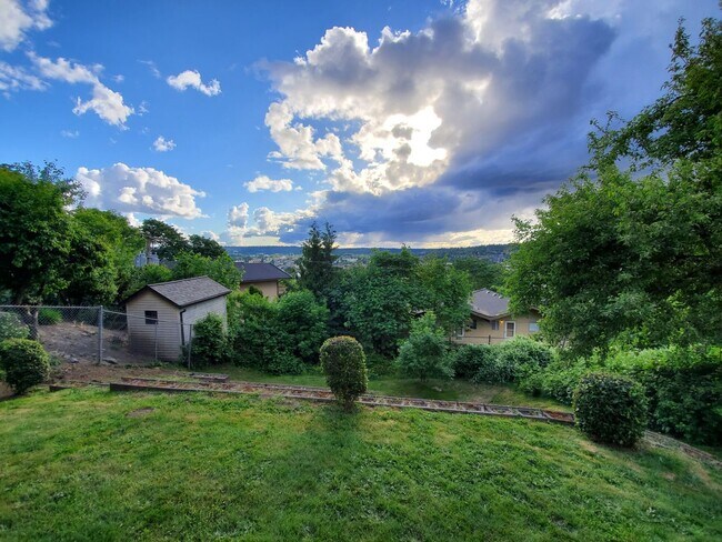 Building Photo - Renton Hill
