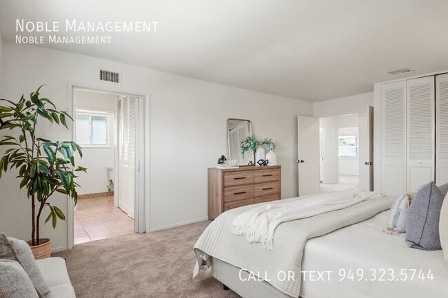 Building Photo - 700 S Yorba St