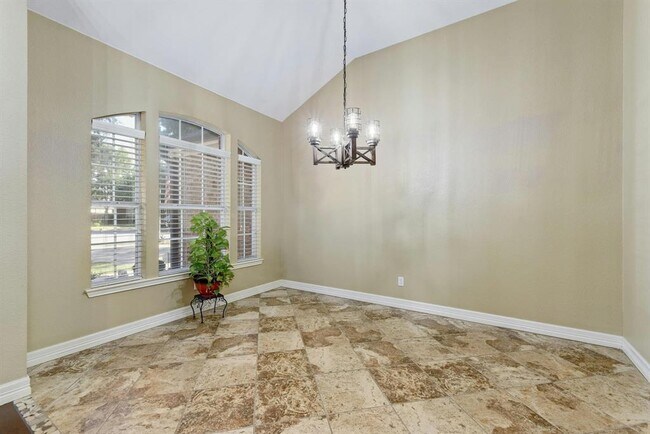 Building Photo - 114 Highalea Ct