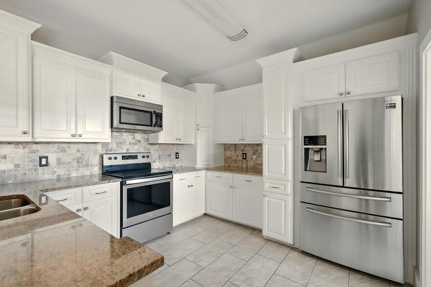 Building Photo - 4102 Forrest Creek Ct