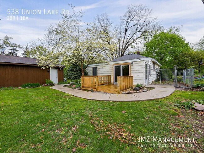 Building Photo - 538 Union Lake Rd