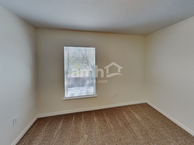 Building Photo - 209 King Arthur Ct