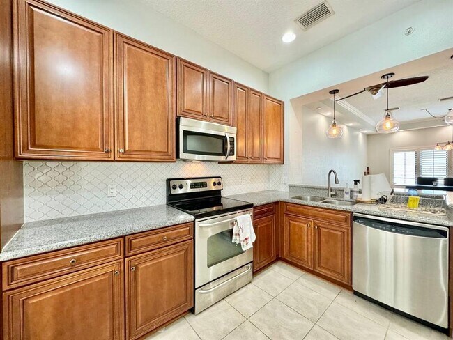 Building Photo - 2237 Soho Bay Ct