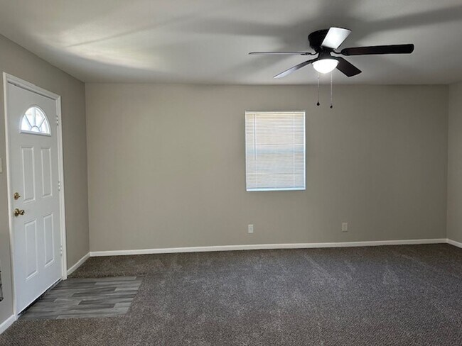 Building Photo - ONEAL.1713/15