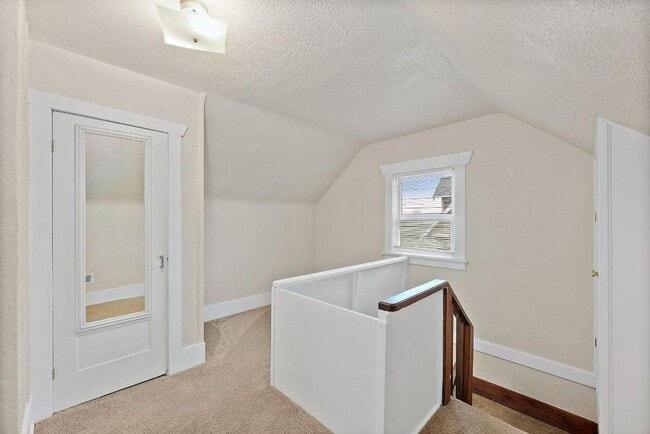 Building Photo - Charming Corner-Lot Tacoma Home with Huge ...