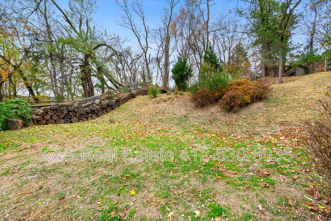 Building Photo - 136 Lynnwood Dr