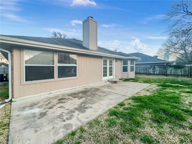 Building Photo - 7704 Vail Valley Dr