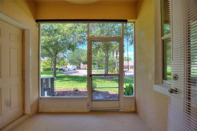 Building Photo - 1220 Priory Cir