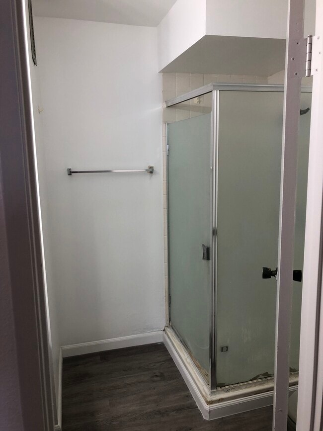 2nd bathroom shower stall - 1255 Nuuanu Ave