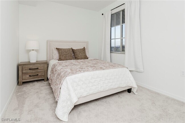 Building Photo - 5583 Double Eagle Cir