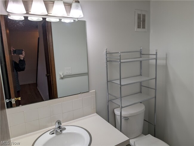 Building Photo - 3792 Baumberger Rd