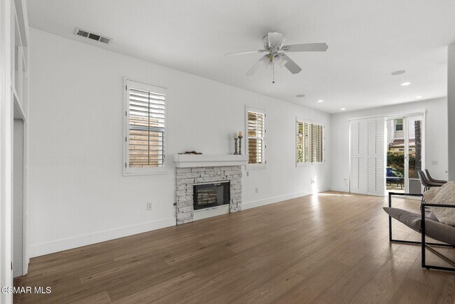 Building Photo - 2648 Fallen Leaf Ct