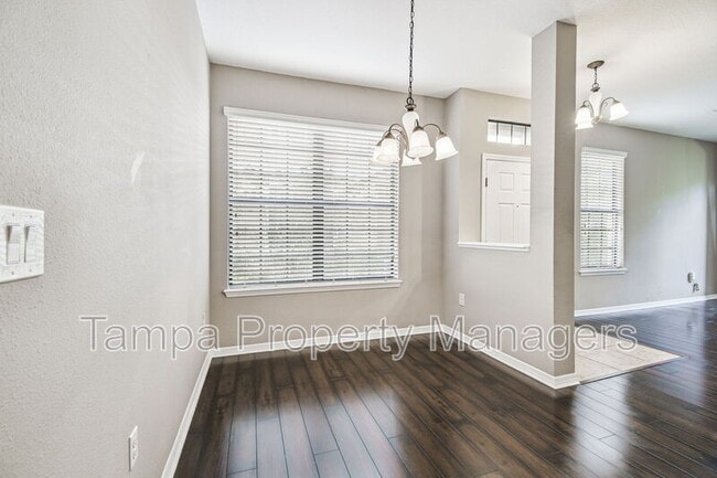 Building Photo - 5704 Kingletsound