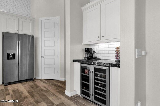 Building Photo - 4449 E Fountain St