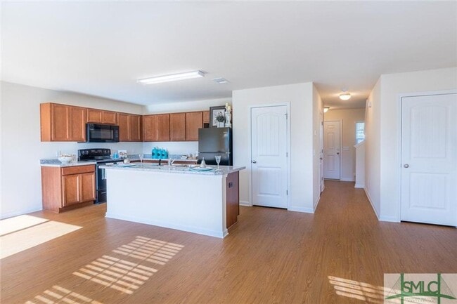 Building Photo - Savannah Highlands Townhome Available