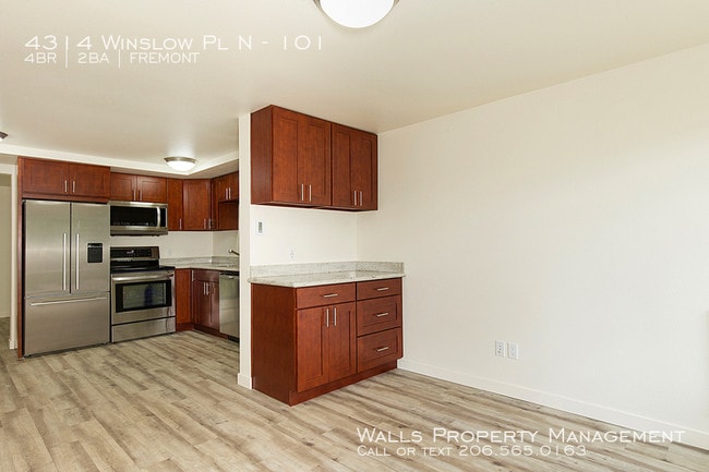 Building Photo - Winslow Apartments- 101