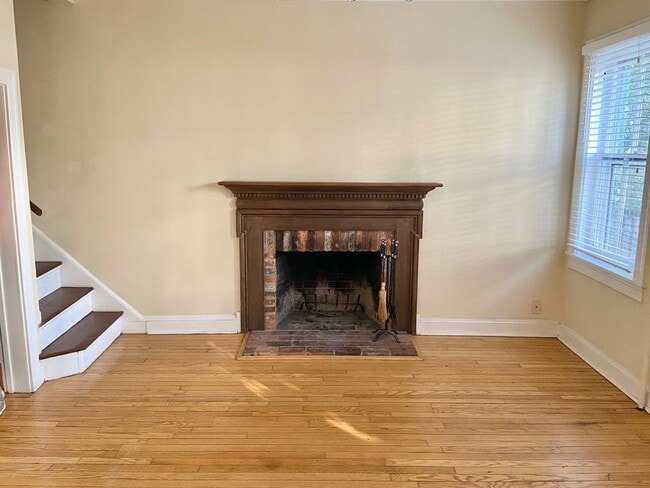 Building Photo - Conduit Street. Updated Home in Historic D...
