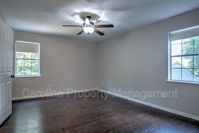 Building Photo - 11205 Vintage Ln