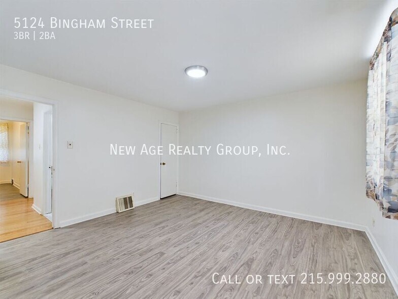 Building Photo - 5124 Bingham St