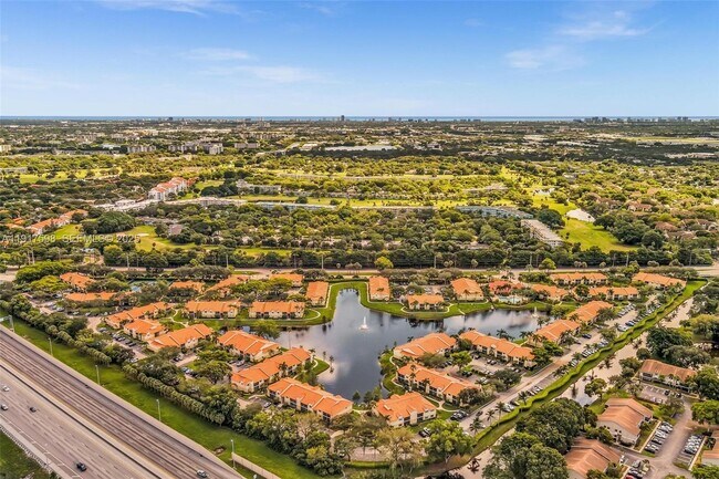 Building Photo - 1263 SW 46th Ave