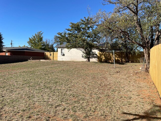 Building Photo - Sun-Kissed Snyder Retreat – Modern Comfort Meets Classic Charm